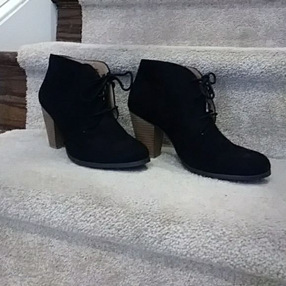 Ladies shoes - Picture 3 of 4